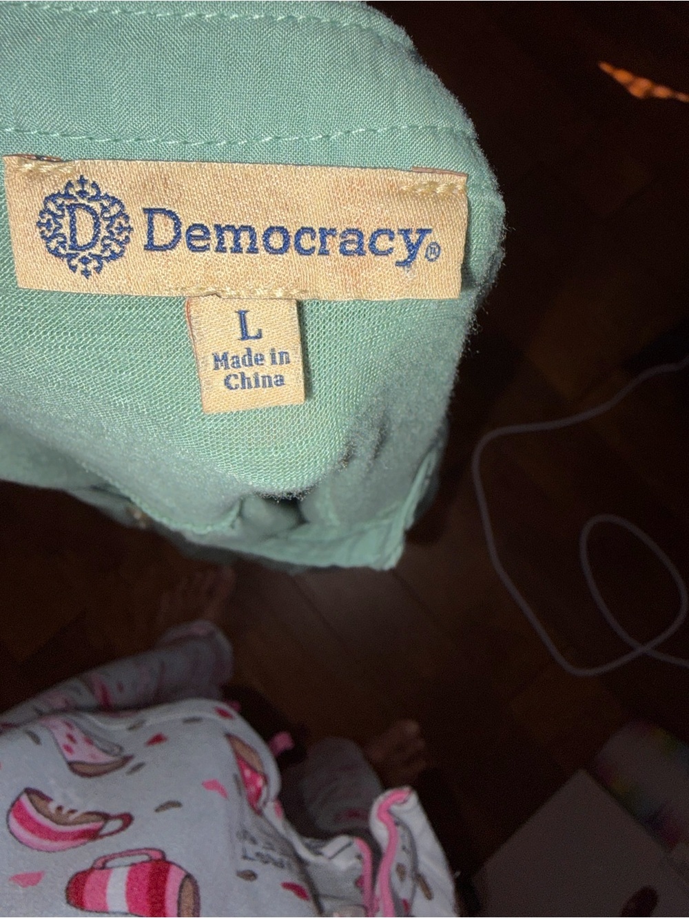 Democracy 3/4 sleeve mint green knit top w/embroidered lace front panel sz L EUC - Picture 4 of 6